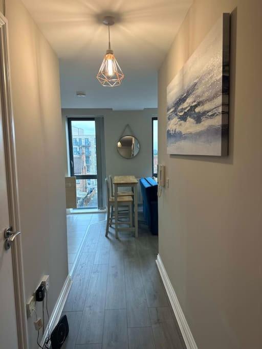 Cute Apartment Next To Colindale Station Έτζγουερ Εξωτερικό φωτογραφία